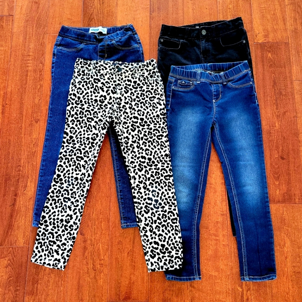 Girls Bundle of Jeans Size 8 Like New